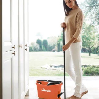 Vileda Turbo Box Colors Komplett-Set Wischmop und Eimer mit Powerschleuder