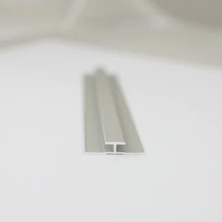 Breuer Verbindungsprofil 3,3x0,7x210 cm, alu Silber matt