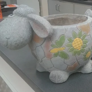 TrendLine Dekofigur Pflanztopf Schaf aus Magnesia