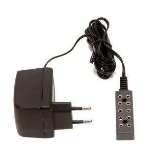 Riffelmacher Beleuchtungstrafo für 4,5 V Lämpchen, 230 V -50 HZ