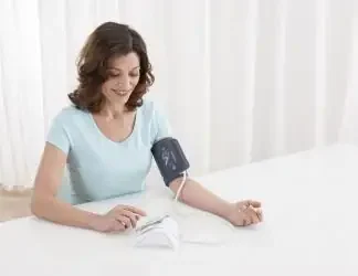 Medisana Blutdruckmessgerät MTP Pro für Oberarm