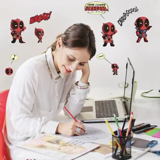 Komar Dekosticker Deadpool Cute 50 x 70 cm