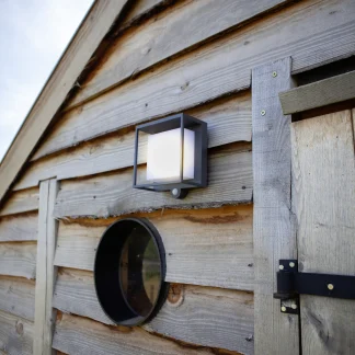 Lutec LED Außenleuchte Solar Curtis 3 W 19 x 16,5 cm Bewegungsmelder