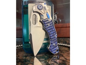 BLACK FRIDAY : Andre De Villiers Titan Custom Pit Boss 3 Blue Satin