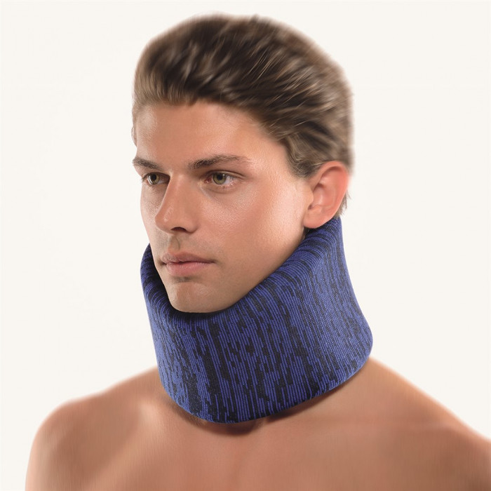 Bort Cervicalstütze M 7.5cm blau